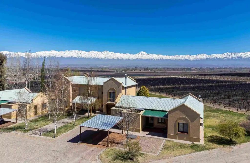 Habitación exclusiva en Bodega Masi Tupungato con vista a viñedos